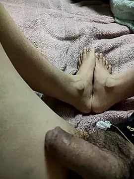 momon3333 online show from April 2026 01:41:02 PM