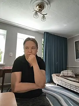 Snapshot of _Yourpussy_ chatting on May 2026 10:10:02 AM Yourpussy online show from May 2026 10:10:02 AM