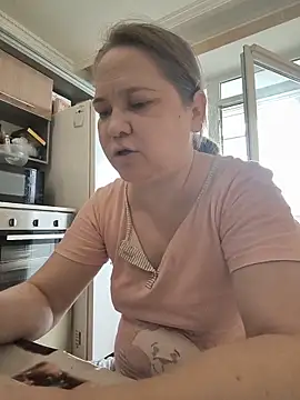 Snapshot of _Yourpussy_ chatting on June 2026 11:48:01 AM Yourpussy online show from June 2026 11:48:01 AM