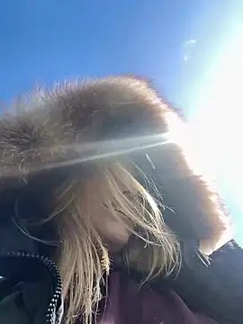 EloiseeUKK online show from April 2026 08:26:01 AM