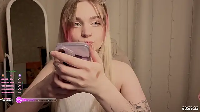 lucysussy online show from April 2026 05:26:01 PM