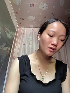 Jolinie online show from April 2026 04:18:01 AM