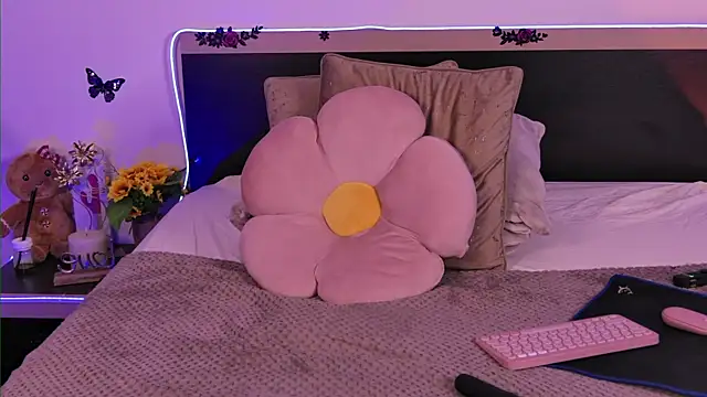 AmelieReeaa online show from April 2026 07:58:01 PM