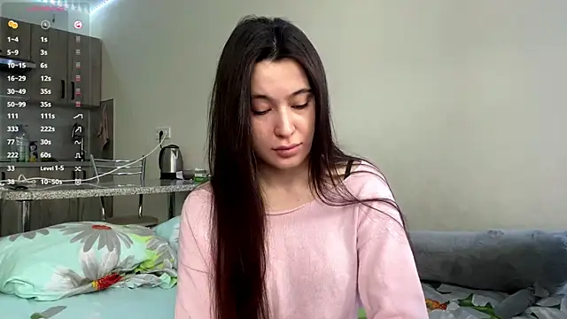 AureaMaggi online show from April 2026 05:10:01 AM