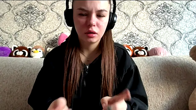 ThedaStrevell online show from March 2026 07:13:02 AM