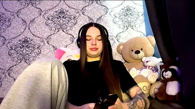 ThedaStrevell online show from March 2026 07:08:02 AM