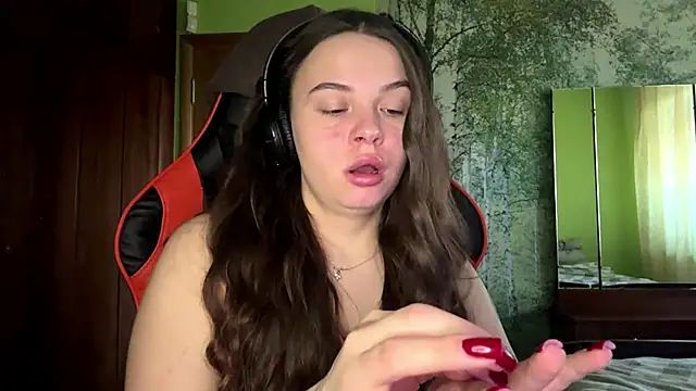 ThedaStrevell online show from April 2026 07:03:02 AM