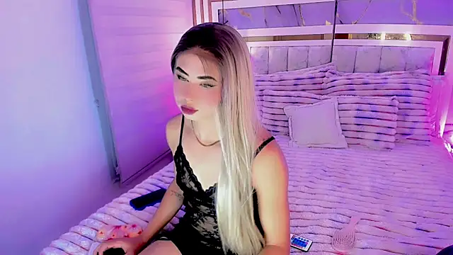 Emmabakers online show from May 2026 10:18:01 PM