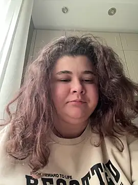 curly elise online show from April 2026 01:31:01 PM