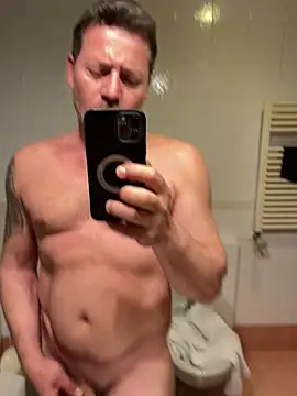 lukasfree online show from April 2026 05:58:02 PM