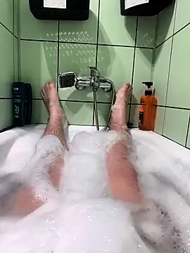 AthandJumper online show from April 2026 07:39:01 PM