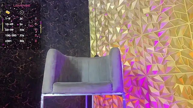 Thomzeus online show from March 2026 12:22:01 PM