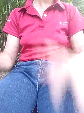 Snapshot of Lucky-beo chatting on May 2026 11:17:01 AM Lucky-beo online show from May 2026 11:17:01 AM