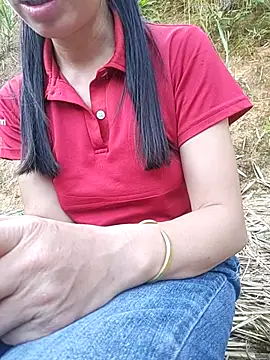 Snapshot of Lucky-beo chatting on May 2026 11:23:01 PM Lucky-beo online show from May 2026 11:23:01 PM