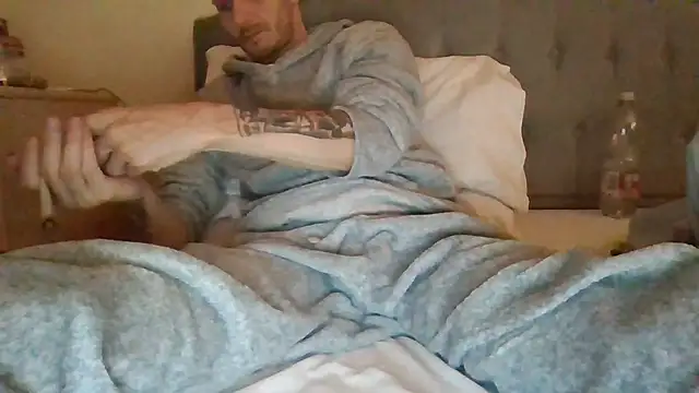 feetlovrr94 online show from March 2026 01:22:02 AM