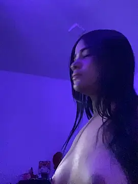 Valerials online show from April 2026 12:33:02 AM