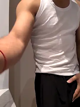 handsome-hunky online show from April 2026 02:06:01 PM