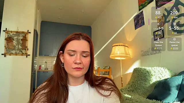 AurikTrix online show from April 2026 01:44:02 AM