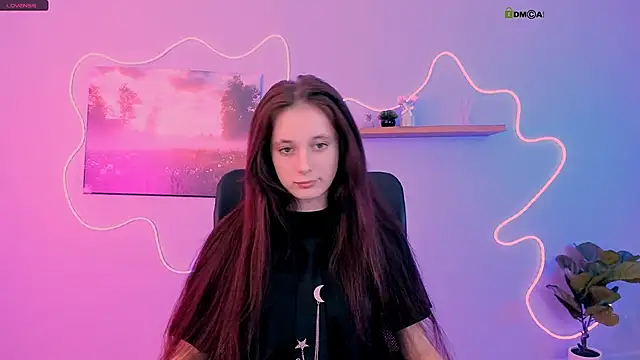 nami glow online show from April 2026 07:29:02 PM