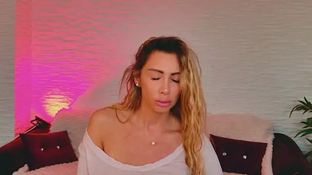 AngelWooW online show from March 2026 05:46:02 AM