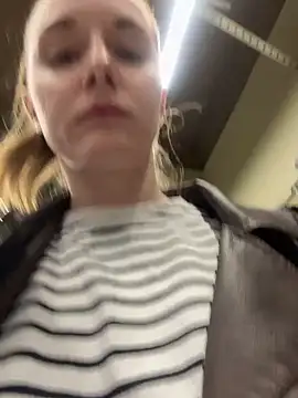 FReyja 44 online show from March 2026 12:43:02 PM