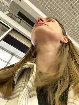 FReyja 44 online show from April 2026 07:38:02 AM