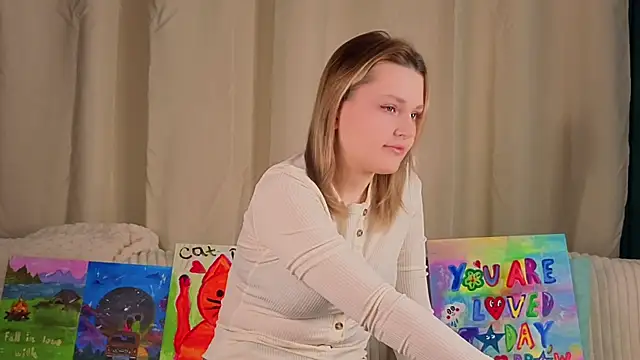 LorriMonz online show from April 2026 01:16:01 AM