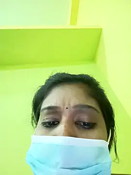 bannerjeesneha20 online show from April 2026 01:41:01 PM