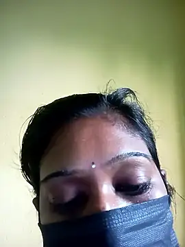 bannerjeesneha20 online show from April 2026 11:13:01 AM