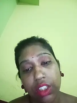 bannerjeesneha20 online show from May 2026 07:22:02 PM