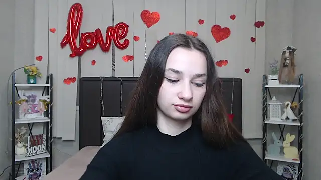 Je55icaBreeze online show from April 2026 05:07:02 AM