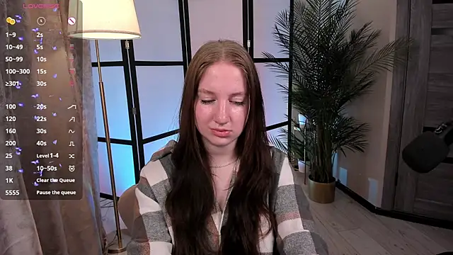 Snapshot of Elisabeth_Binder chatting on June 2026 03:40:02 AM Elisabeth Binder online show from June 2026 03:40:02 AM