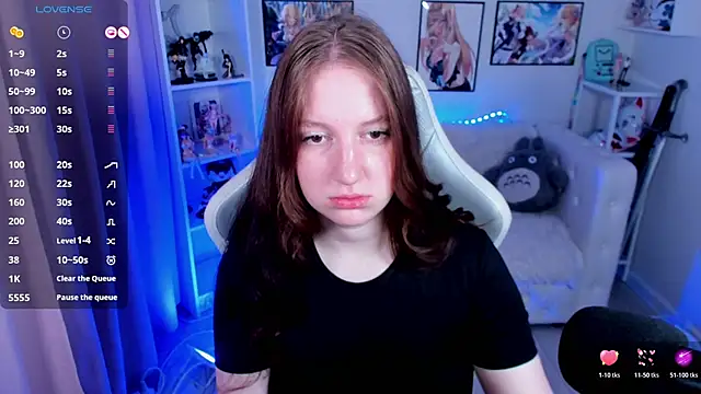 Snapshot of Elisabeth_Binder chatting on June 2026 03:26:01 AM Elisabeth Binder online show from June 2026 03:26:01 AM