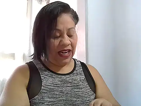 Veronica missbigg online show from April 2026 01:11:01 PM