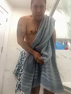 Crossroads5214 online show from April 2026 12:21:01 PM