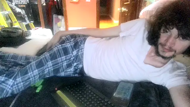 Snapshot of Teddy4420 chatting on June 2026 09:26:02 AM Teddy4420 online show from June 2026 09:26:02 AM