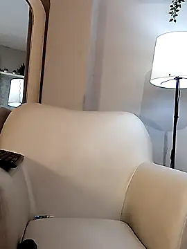 Nahomyrain online show from April 2026 03:37:02 AM