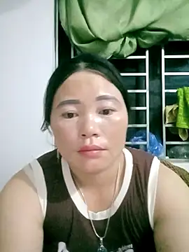 Lily Daisy online show from March 2026 10:32:01 PM