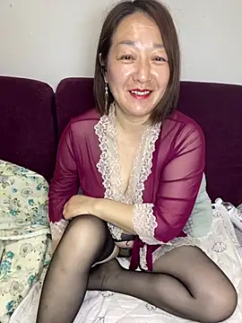 Cherry 258 online show from April 2026 05:43:02 PM