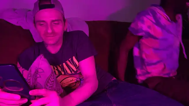 DavidEugeneOr online show from April 2026 11:28:01 AM