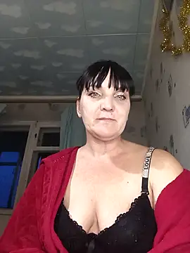 Milashkaqw online show from April 2026 05:17:02 PM