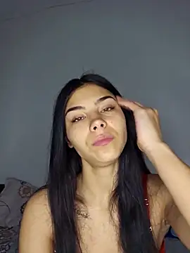 Crissdesire online show from April 2026 02:32:02 PM