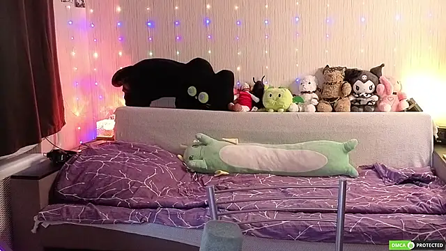 JulietFisher online show from April 2026 05:10:01 AM