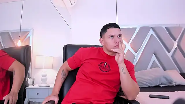 Chriss Diamond online show from April 2026 08:10:02 PM