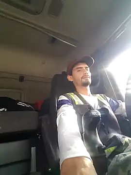 colombianoenchile online show from April 2026 08:42:02 PM