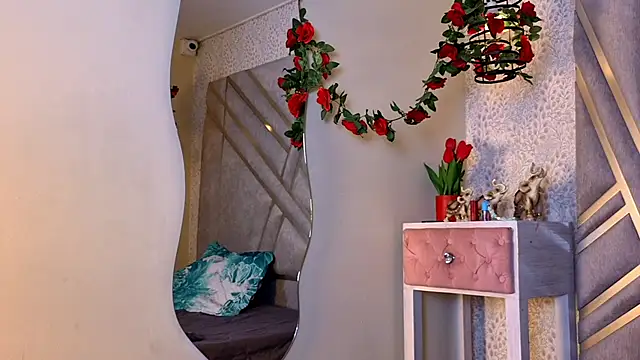 ValerieWoodsl online show from April 2026 08:45:02 PM