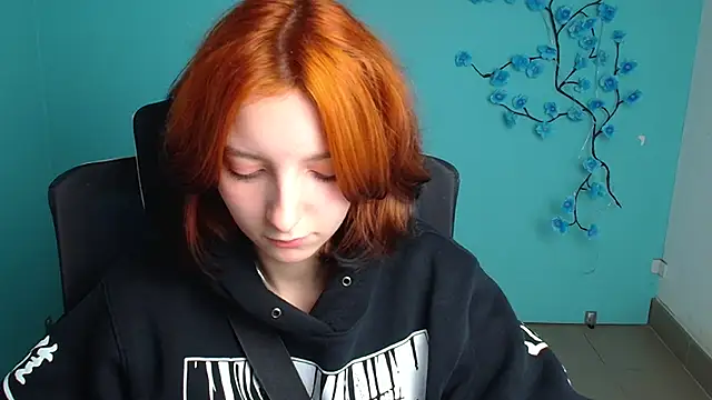 Snapshot of Butterfly_Milly chatting on May 2026 11:40:01 AM Butterfly Milly online show from May 2026 11:40:01 AM