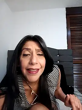 SamanthaRosse01  online show from April 2026 04:34:02 PM