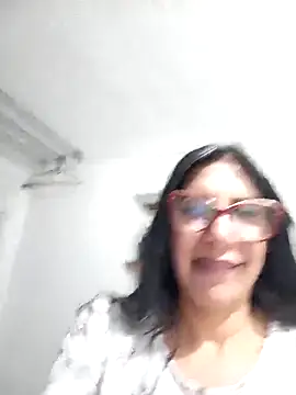 SamanthaRosse01  online show from April 2026 12:02:02 AM