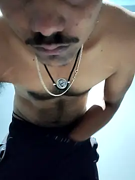 luck00y online show from April 2026 04:57:02 AM